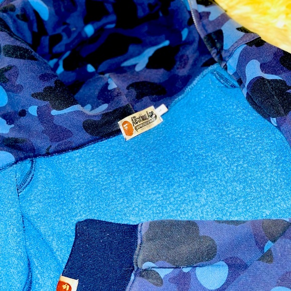 Large/Blue Bape Color Camo 2nd Shark Full Zip Hoodie - Picture 4 of 6